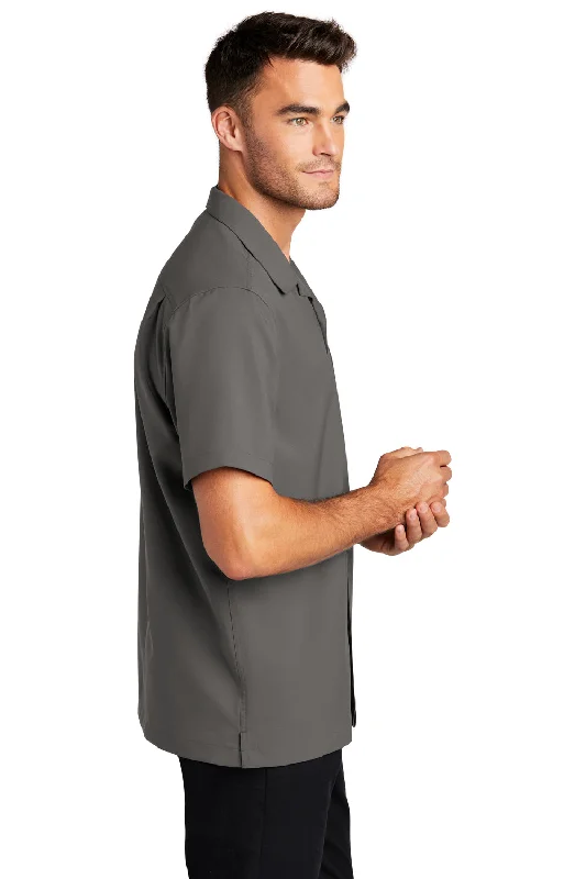 Port Authority Mens Performance Moisture Wicking Short Sleeve Button Down Camp Shirt w/ Pocket - Graphite Grey