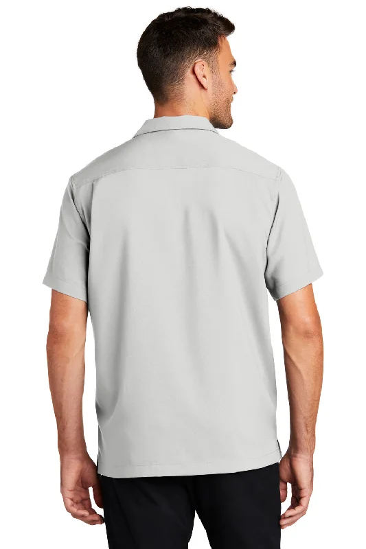 Port Authority Mens Performance Moisture Wicking Short Sleeve Button Down Camp Shirt w/ Pocket - Silver Grey