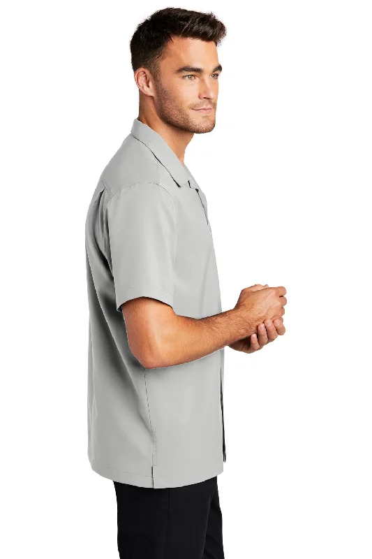 Port Authority Mens Performance Moisture Wicking Short Sleeve Button Down Camp Shirt w/ Pocket - Silver Grey