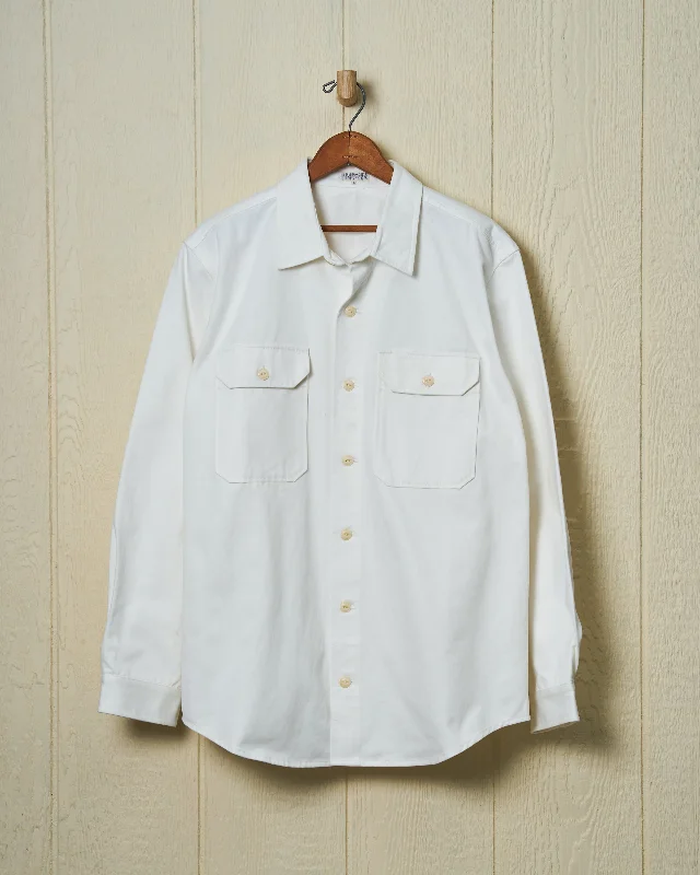 MacArthur Shirt in White Twill